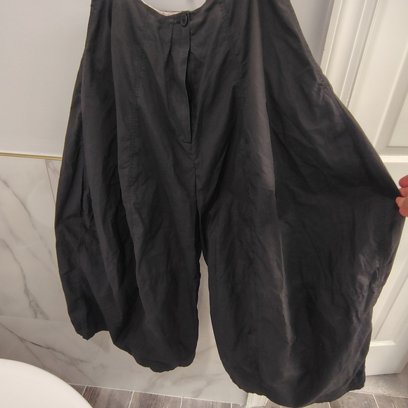 Rundholz Cotton Extra Wide Leg Black Pants Beautiful Drape - Picture 2 of 8